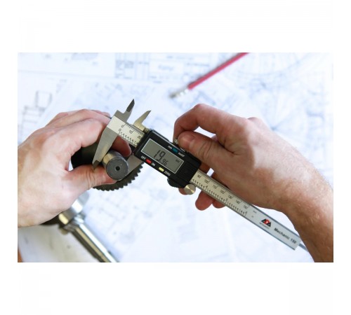 A00379 Штангенциркуль цифровой ADA Mechanic 150