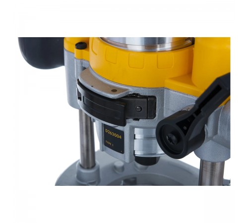 Фрезер DeWalt D 26204K