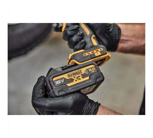 Аккумуляторная батарея DeWalt DCB 184G-XJ