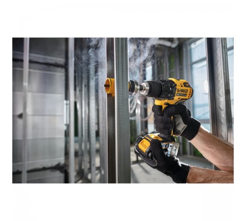 Дрель аккумуляторная DeWalt DCD 708 D2T-QW