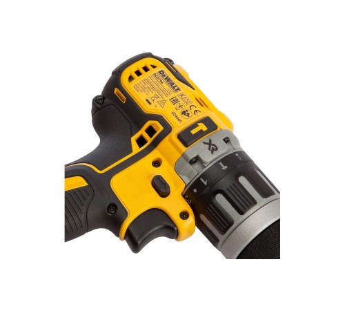 Дрель аккумуляторная DeWalt DCD 796 D2