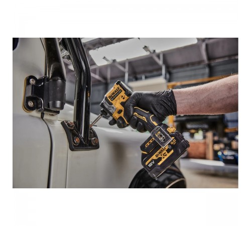 Шуруповерт аккумуляторный DeWalt DCF 850E1T