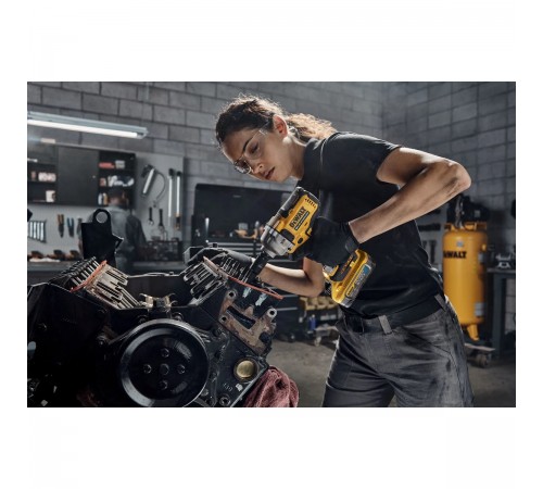 Гайковерт аккумуляторный DeWalt DCF 891N