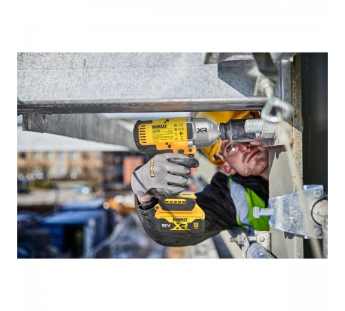 Гайковерт аккумуляторный DeWalt DCF 900 NT-XJ