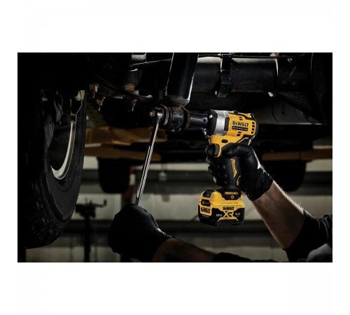 Гайковерт аккумуляторный DeWalt DCF 901P1