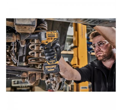 Гайковерт аккумуляторный DeWalt DCF 901P1G