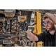 Гайковерт аккумуляторный DeWalt DCF 901P1G
