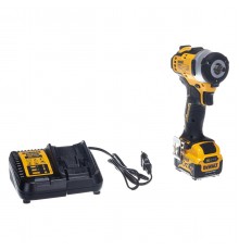 Гайковерт аккумуляторный DeWalt DCF 903P1