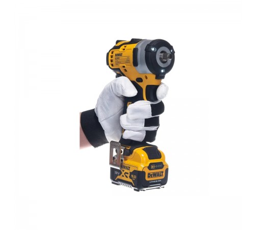 Гайковерт аккумуляторный DeWalt DCF 903P1