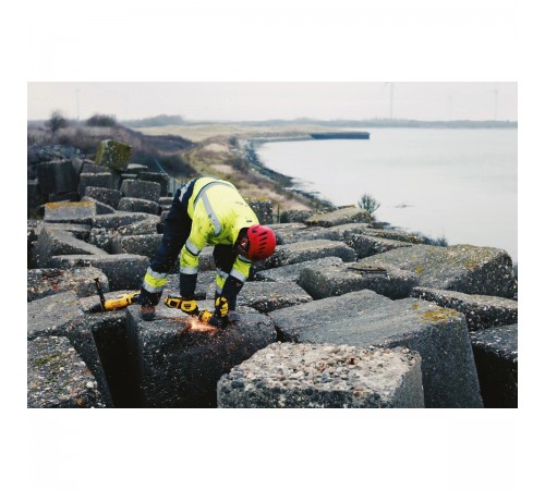 УШМ DeWalt DCG 414 N