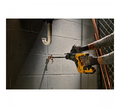 Перфоратор аккумуляторный DeWalt DCH 072 N
