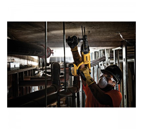 Перфоратор DeWalt DCH 133M1