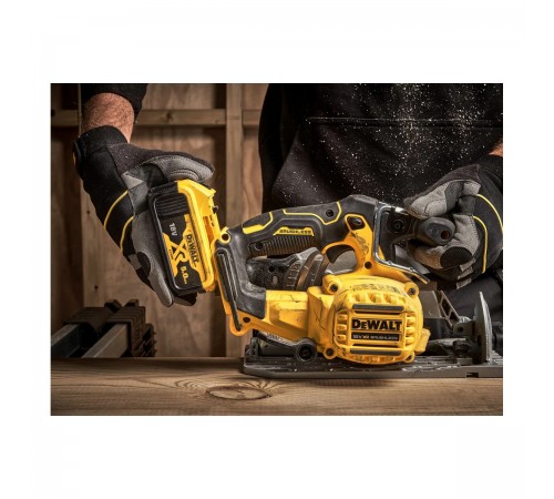 Пила дисковая DeWalt DCS 565 N