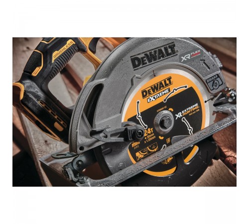 Пила дисковая аккумуляторная DeWalt DCS 573 NT-XJ
