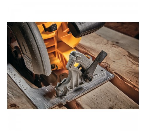 Пила дисковая аккумуляторная DeWalt DCS 573 NT-XJ