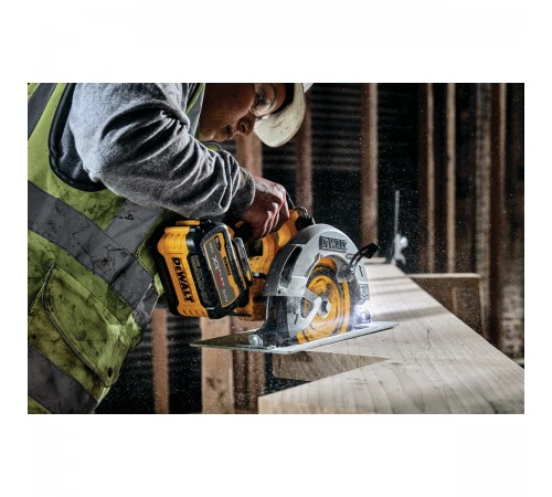 Пила дисковая аккумуляторная DeWalt DCS 573 NT-XJ