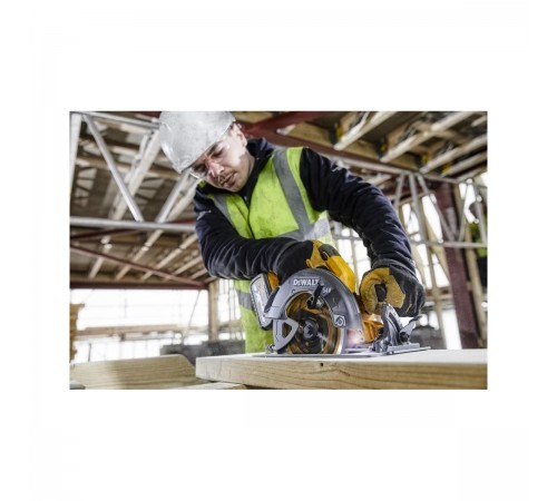 Пила дисковая аккумуляторная DeWalt DCS 578 N