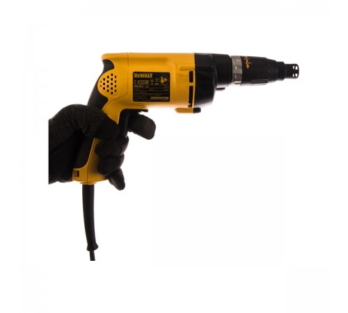 Шуруповерт DeWalt DW 263K