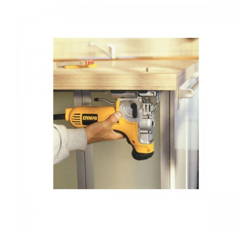 Лобзик DeWalt DW 333K