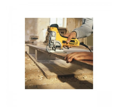 Лобзик DeWalt DW 333K