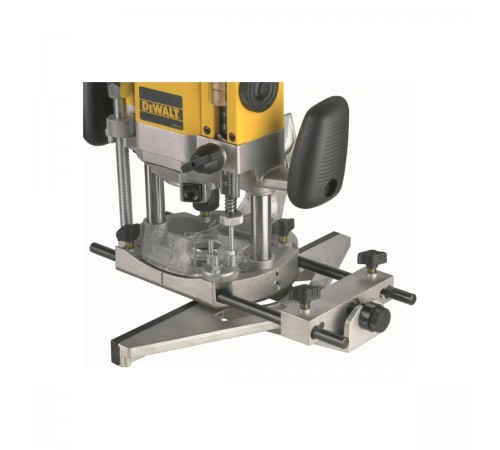 Фрезер DeWalt DW 625E