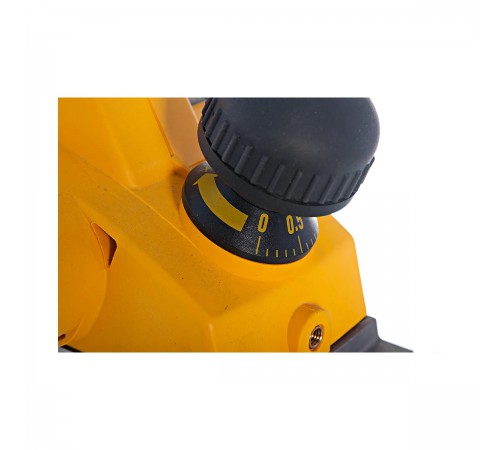 Рубанок Dewalt DW 680