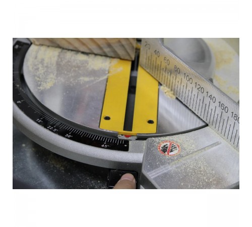 Пила торцовочная DEWALT DW 714