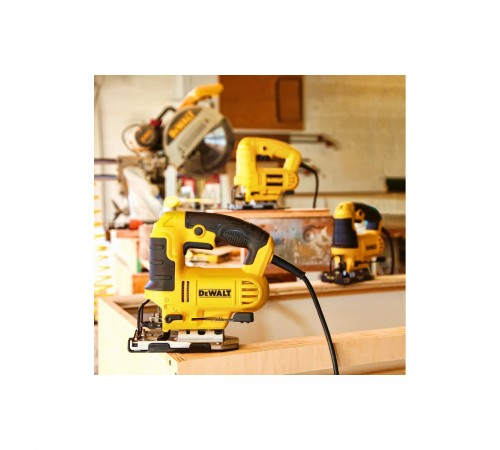 Лобзик DeWalt DWE 349-QS