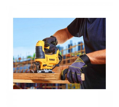 Лобзик DeWalt DWE 349-QS