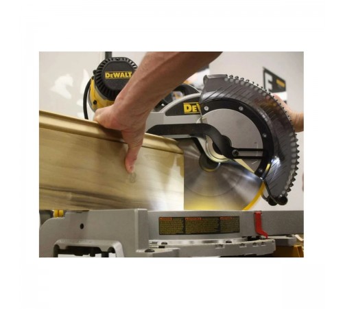 Пила торцовочная DEWALT DWS 780