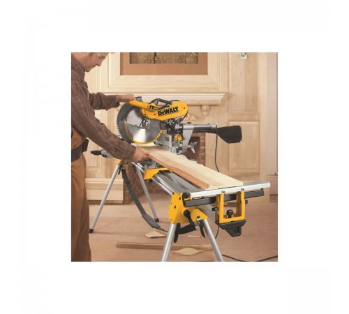 Пила торцовочная DEWALT DWS 780
