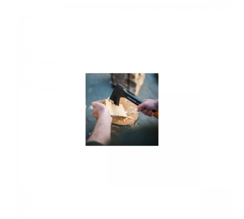 1015618/121423 Топор Fiskars X7 туристический
