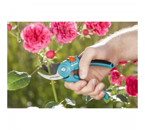 08853-30.000.00 Секатор Gardena B/S-M