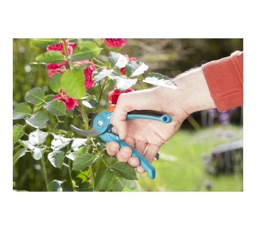 08853-30.000.00 Секатор Gardena B/S-M