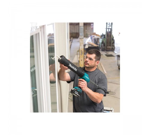 Пистолет для герметика аккумуляторный Makita DCG180Z