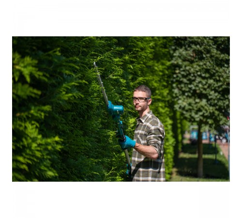 Кусторез Makita DUN461WSF