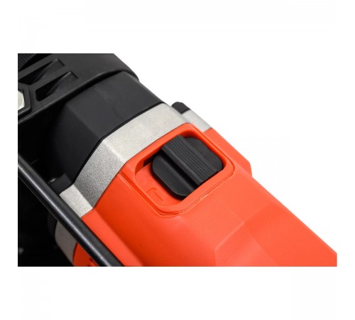 Дрель ударная Makita M8101