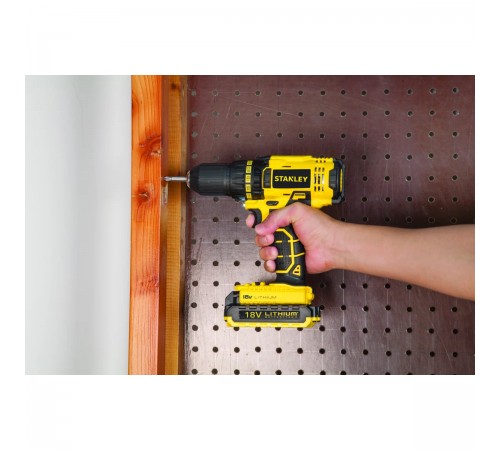 Дрель аккумуляторная STANLEY SCD 20 S2K