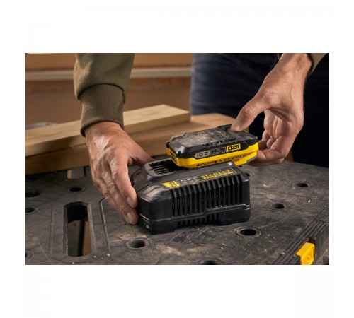 Аккумуляторная батарея STANLEY SFMCB202-XJ