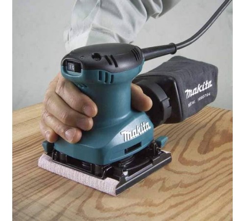 Шлифмашина вибрационная Makita BO4557