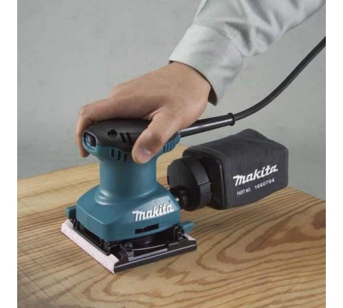 Шлифмашина вибрационная Makita BO4557