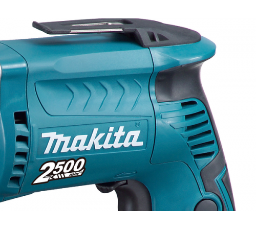 Шуруповерт Makita FS2700