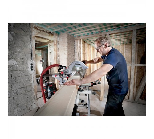 Пила торцовочная METABO KGS 254 M 602540000