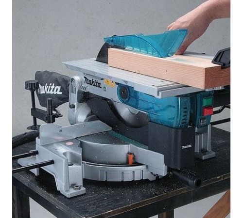 Пила торцовочная Makita LH1201LF
