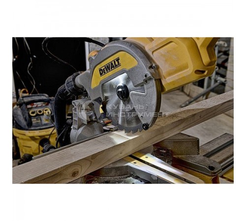 Пила торцовочная DEWALT DWS 777