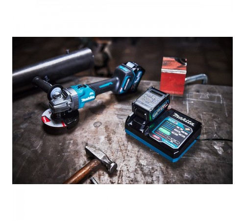 191E10-9 Зарядное устройство Makita DC40RA