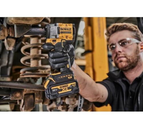 Гайковерт акк.импульсный DeWalt DCF 921 NT-XJ
