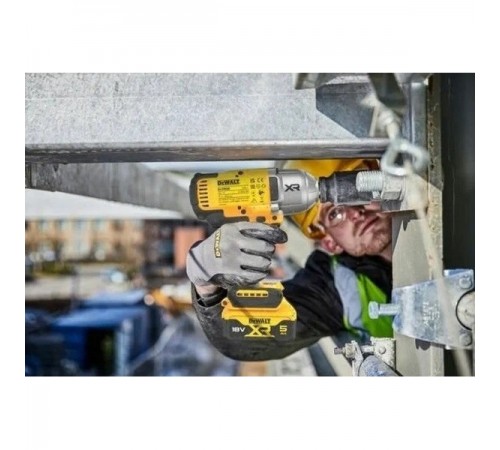 Гайковерт аккумуляторный DeWalt DCF 900 NT-XJ