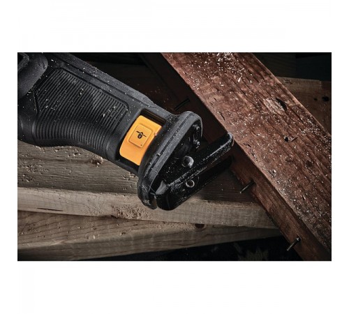 Пила сабельная аккумуляторная DeWalt DCS 386NT