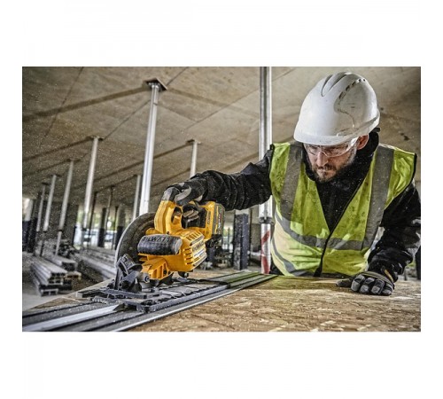 Пила дисковая аккумуляторная DeWalt DCS 579 N-XJ